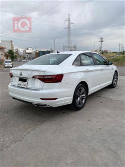 ڤۆڵکسواگن جێتا
